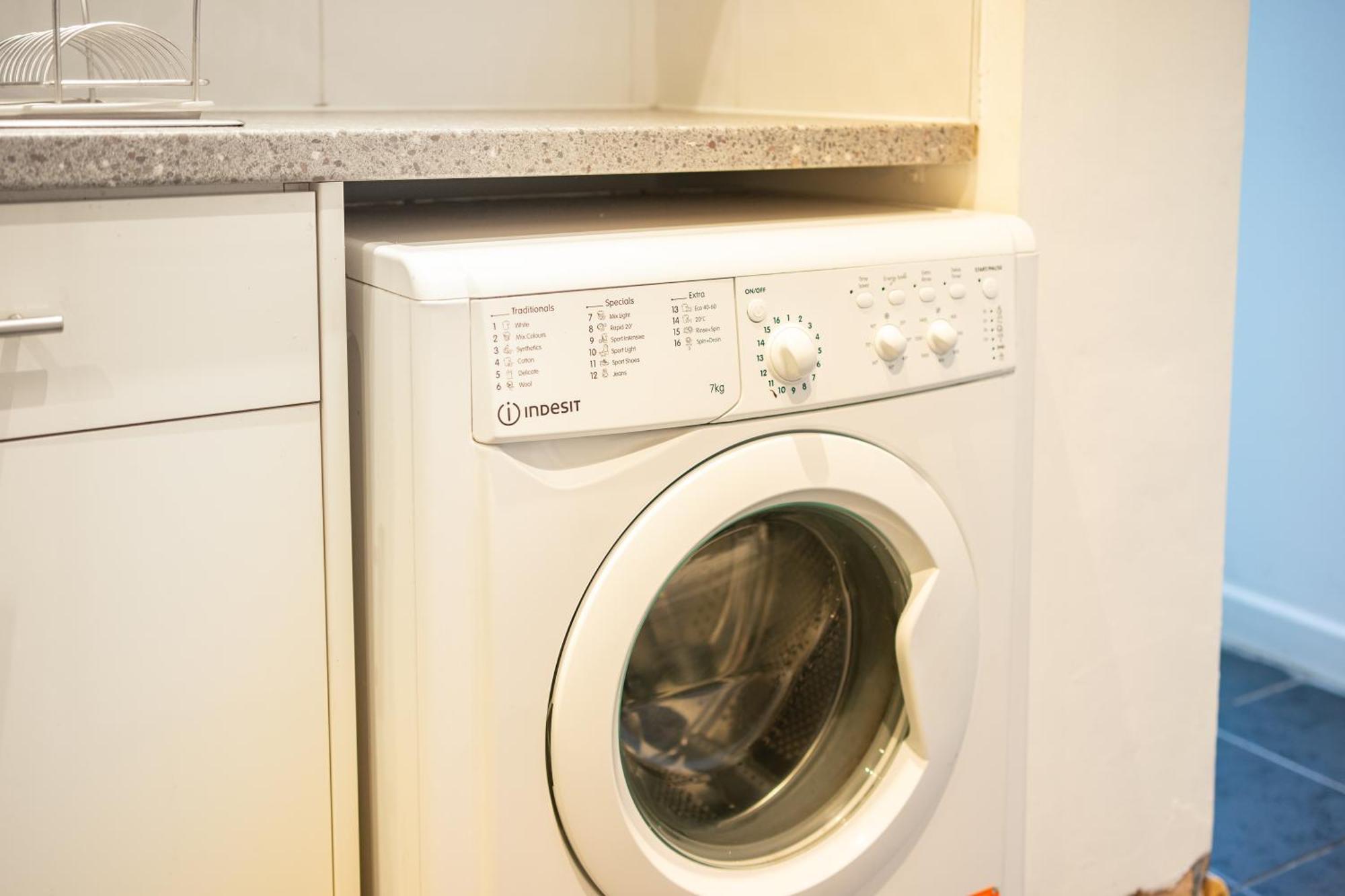 Cozy Rooms In Shared Accommodation Near Anfield Stadium With Parking And Wifi Liverpool Exterior foto